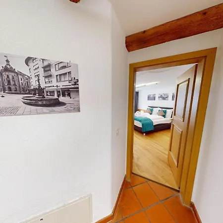 Zentrale 5,5 Zimmer Fuer Bis Zu 8 Personen Chur
