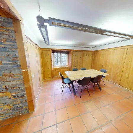 Zentrale 5,5 Zimmer Fuer Bis Zu 8 Personen * Chur